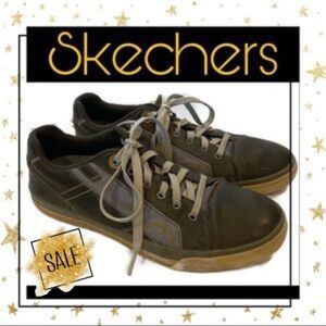2/$30 Skechers Men’s Brown Leather Sneakers 8.5